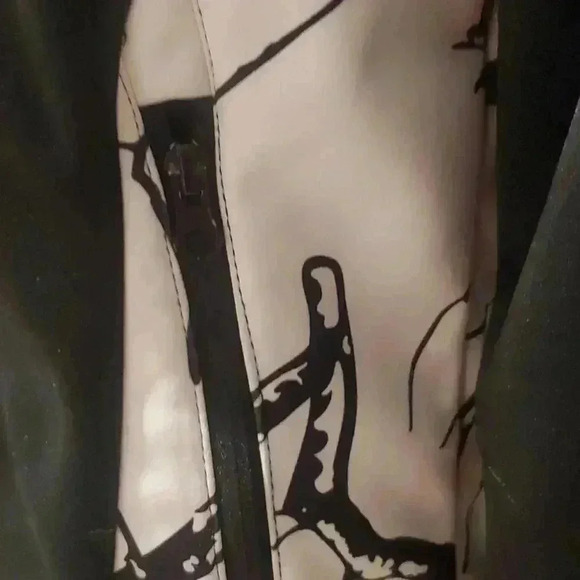 Trailcrest jacket  - Picture 5 of 11